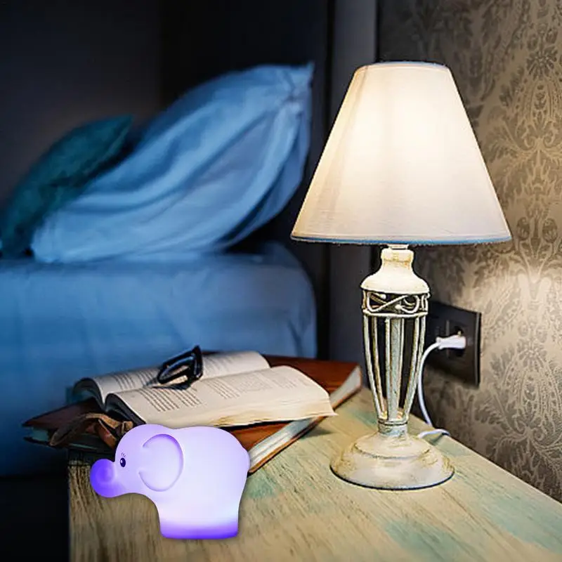 シリコン製の動物型LEDナイトライト,USB経由で充電可能,子供部屋に最適,ベッドサイドランプ