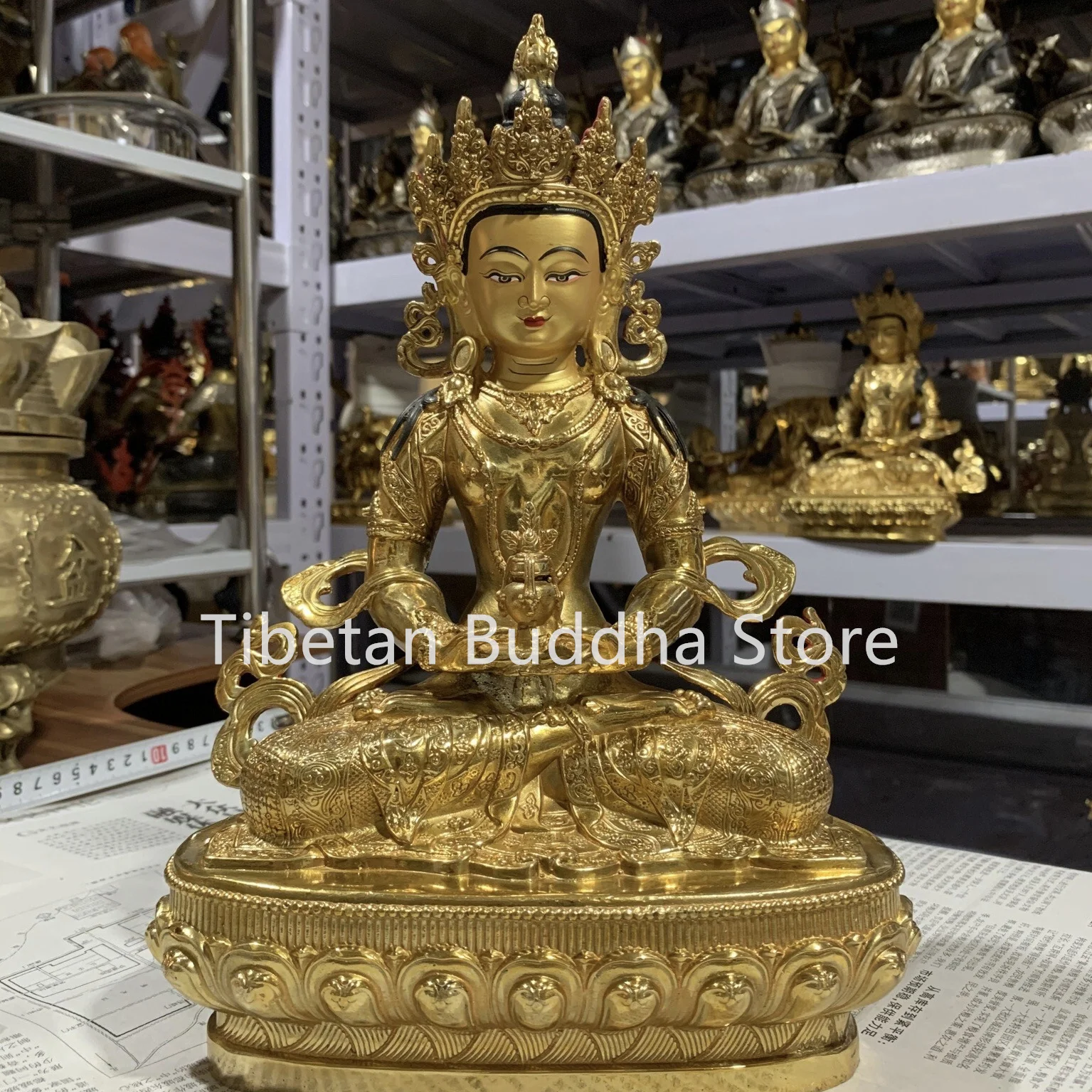 

30cm Pure copper gilded exquisite Buddha statue and hall ornaments of Tibetan longevity Buddha made of brass material