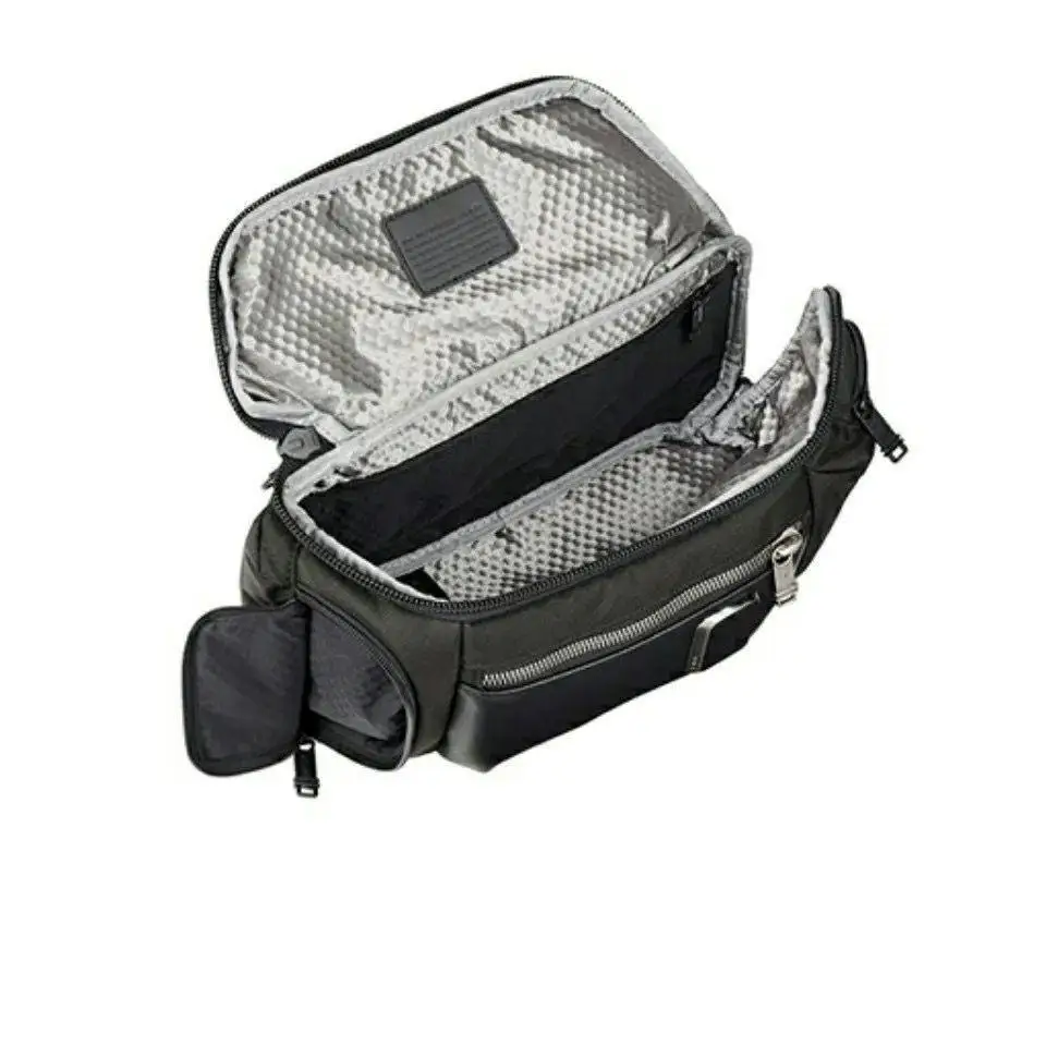 กระเป๋าสะพายข้างสำหรับนักธุรกิจ กระเป๋าคาดอกผู้ชายสุดหรูพร้อมช่องเข้าถึงอย่างรวดเร็ว ดีไซน์พรีเมียมใช้งานได้จริง 232399