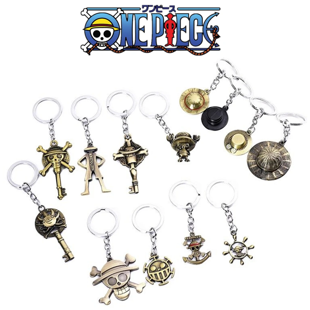 Anime One Piece  Metal Figurine Toys Keychain Cartoon Straw Hat Pirates Luffy Chopper Keyrings Car Key Backpack Ornamental Gifts