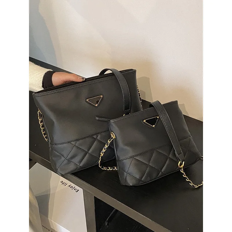 

2025 Winter Shoulder Bag, Minimalist Crossbody Purse for Women, Versatile Day-to-Night Tote, Fashion Sling Bag