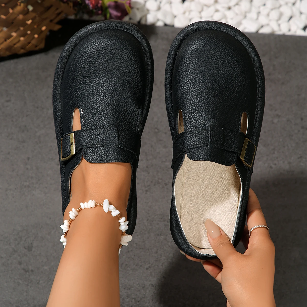 Women Sneakers New Casual Round Toe Loafers Shoes for Women Summer Spring Retro Slip on Leisure Sneakers Women Zapatos De Mujer