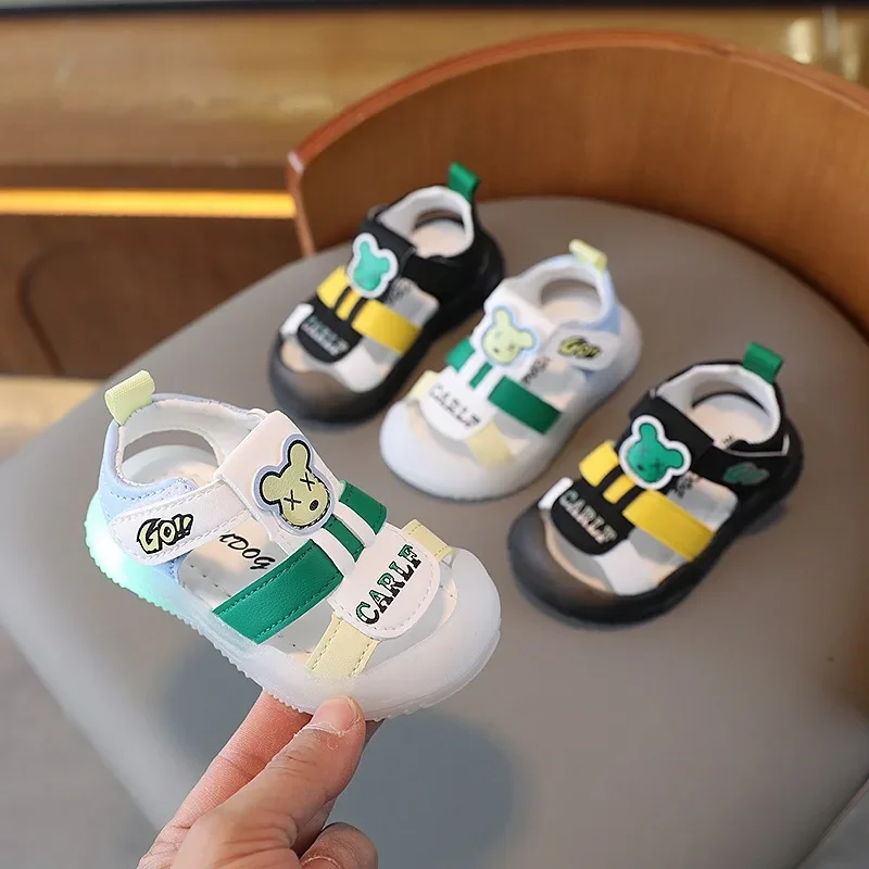 Summer Cartoon Children\'s Sandals 1-3 Years Old Non Slip Soft Bottom Baby Boy First Walkers Beach Shoes Velcro Can Emits Light