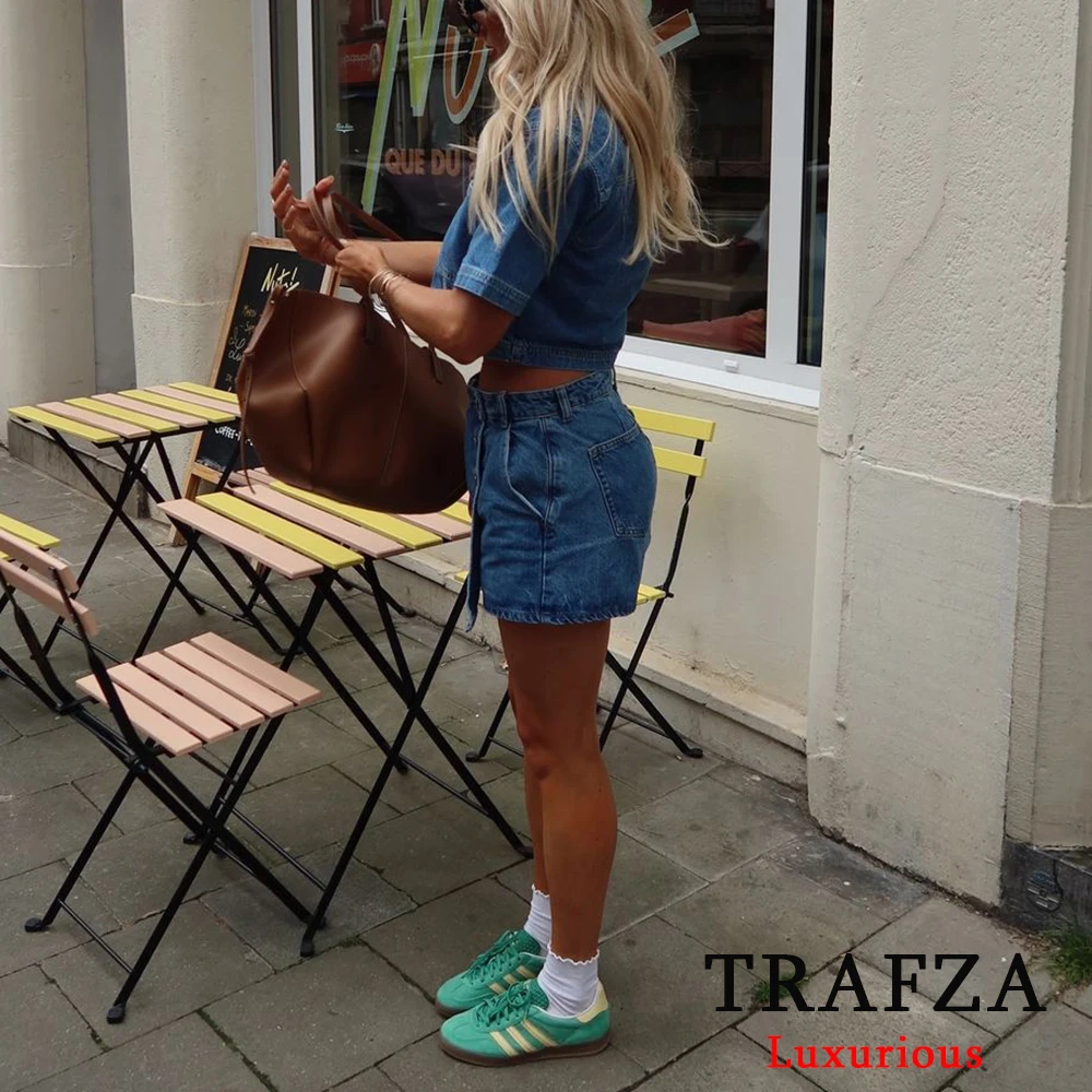 TRAFZA-Costume en Denim Décontracté pour Femme, Chemise à Manches Courtes et Col en V, Jupe Courte à lèvent Taille Haute, Mode d'Été Chic, 2024