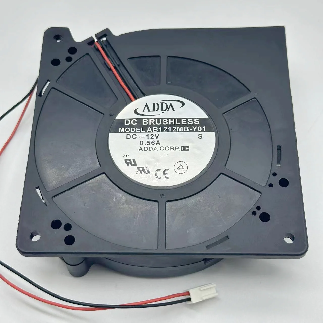 

ADDA AB1212MB-Y01 DC 12V 0.56A 120x120x32mm 2-Wire Server Cooling Fan