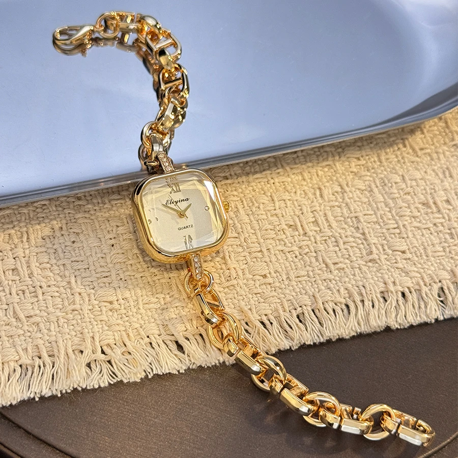 ساعة أوروبية أنيقة بسلسلة بسيطة عبر الحدود، حركة كوارتز زجاجية ذات قطع مربعة ممتازة للسيدات #6