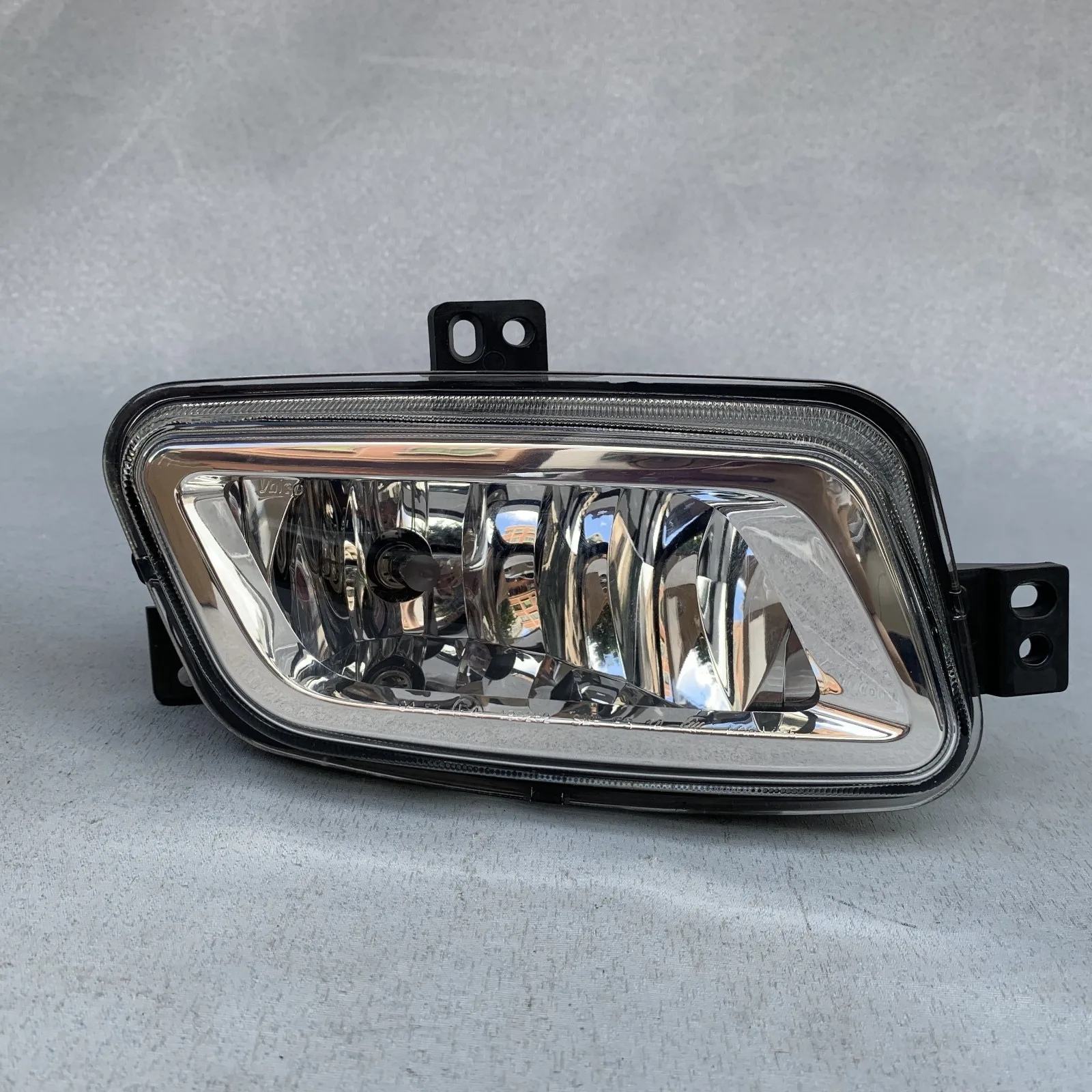 

FOR Fog Light Ford Ranger 2016 Right Side H8 1890721 EB3B15A254AB EB3B-15A254-AB