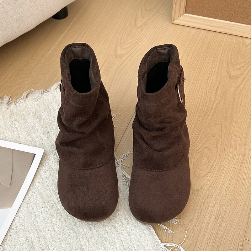 Versatile Vintage Pleated Boot with Multiple Pleats for Women, Suitable for 2026 Summer Fashion, Flat-bottomed Short Boots