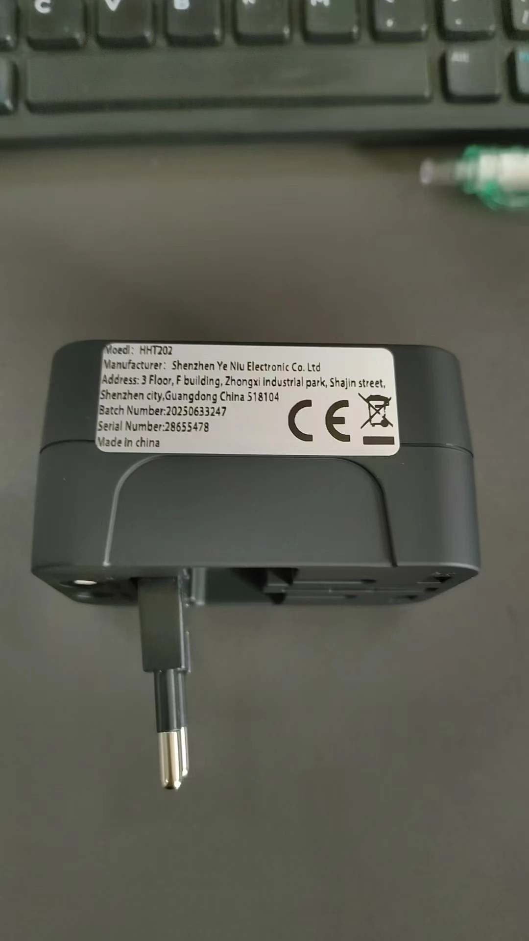 قطعة واحدة من مقبس السفر العالمي، منافذ USB مزدوجة، مقابس أوروبية/أمريكية/بريطانية/أسترالية، مناسبة لأكثر من 150 دولة/منطقة