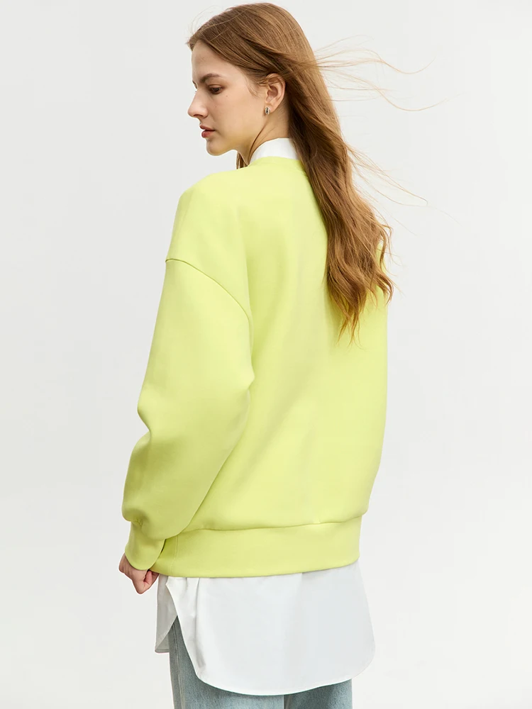 AMII بلوزات الحد الأدنى للمرأة 2025 شتاء جديد س الرقبة طباعة عادية فضفاض البلوز كم طويل عادية محبوك 12344134