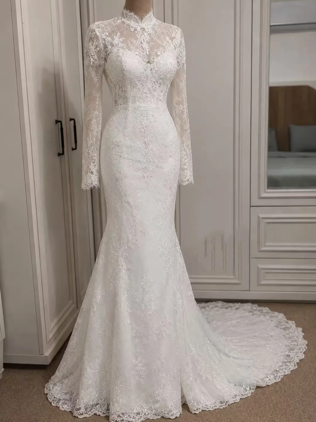 

Luxury High Neck Lace Mermaid Wedding Dress Long Sleeves Corset Bridal Gown Cathedral Train Custom Made Vestido De Novia