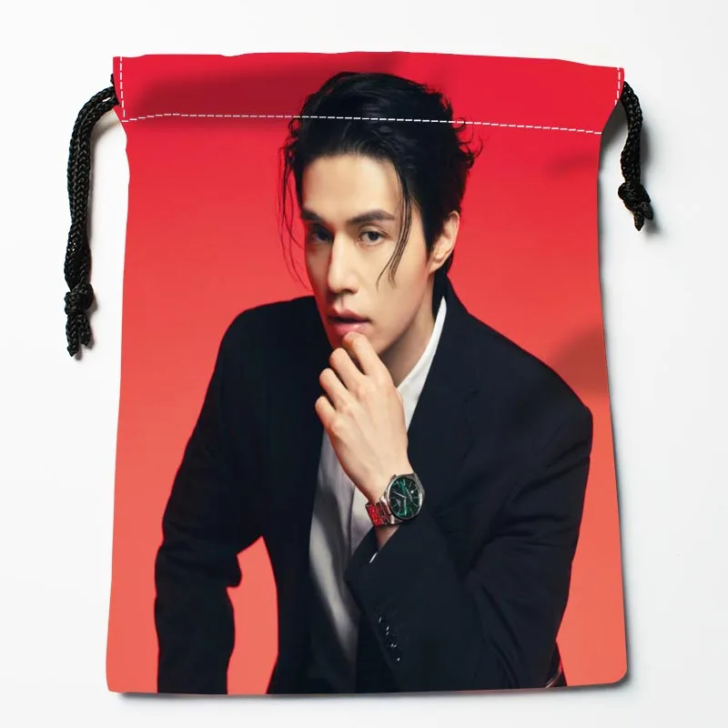 Custom POP TV Lee Dong Wook Drawstring Bags Dust-Proof Fashion Print Fabric Storage Bags Boys Girls Festive Gift 18X22cm 0414