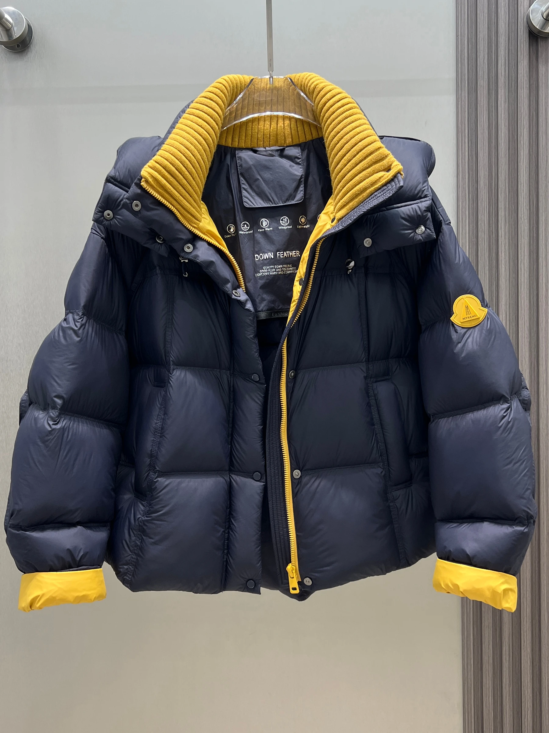 Women's ort Puffer Jaet 90% White Du down Hooded Thiened Winter Outerwear Bread Sle Warm Commute Sle Nylon