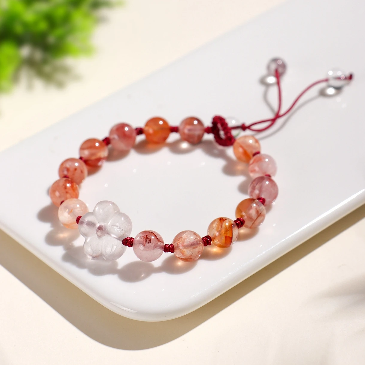 

8mm Natural Red Clove Agate&Strawberry Quartz Beaded Bracelet Women Butterfly/Flower White Crystal Charm Strand Bracelets 1436