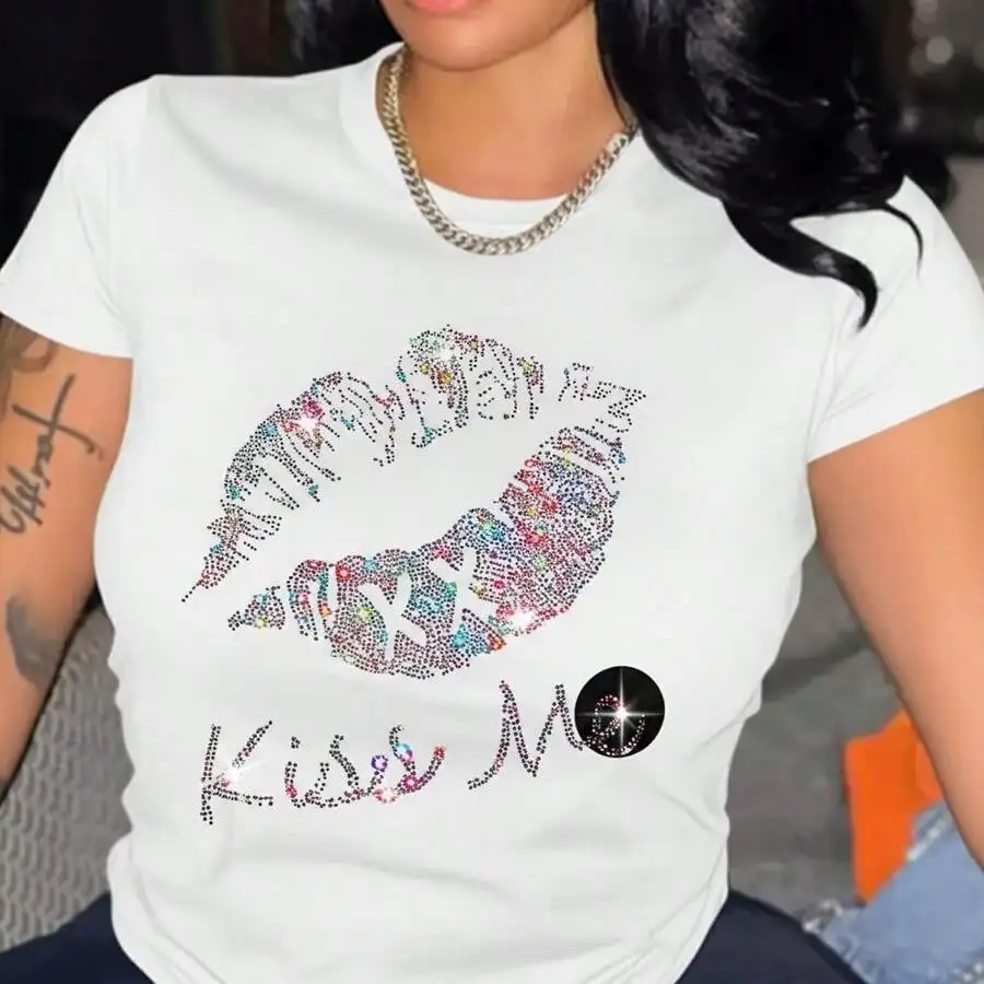 1PC,Plus Size Women's-Shirt With Lip Design Graphic Short Sleeve Casual Top Fashion Statement Tee Women Women's Casual And Stylish Short-Sleeved Printed ShirtT-Shirt, Breathable, Suitable Outdoor Sports, Everyday Wear, Birthday Gifts, Gifts, Halloween Gif