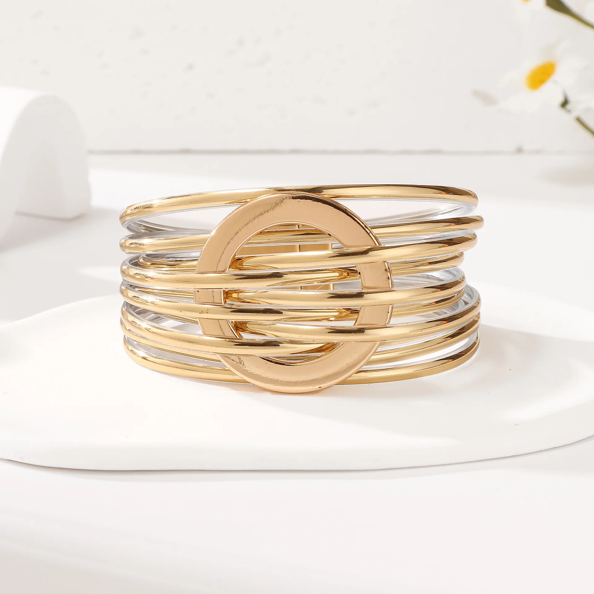 

Minimalist PU Leather Bracelet Bangle for Women Magnetic Buckle Cross Design Circle Unique Personality Jewelry Accessories Gifts