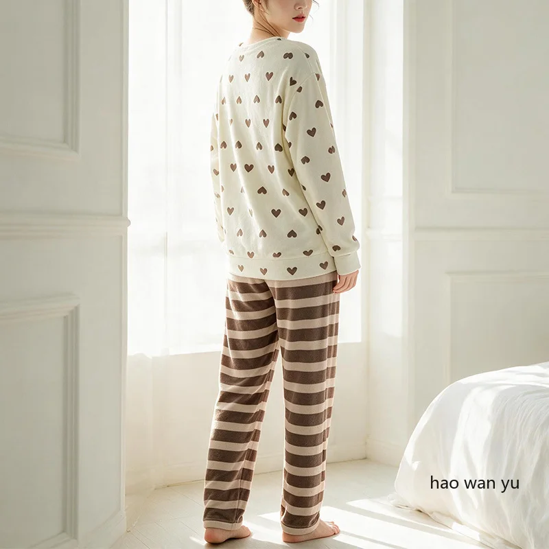 Autumn and Winter Thick Warm Coral Fleece Pyjamas with Heart-Shaped Pattern Student Nightwear Student Long Sleeves Sleepwear view 4