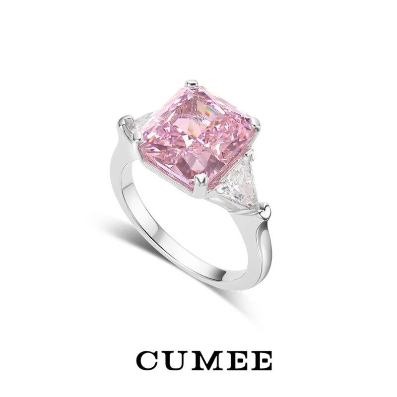 

Simple Three Stone Princess Square Pink High-fire Color High-carbon Diamond Artificial Pink Diamond Ring. Silver Gold-plated