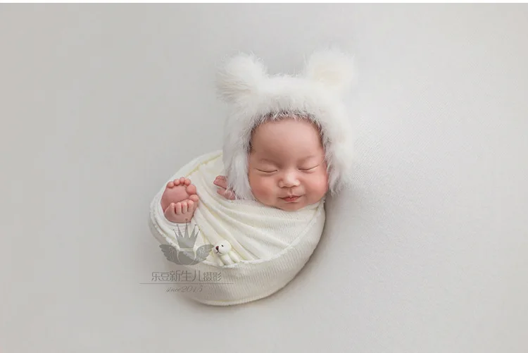 2 pcs Baby Photography Props Newborn Photography Hat + Bear Doll Newborn Hat Photography Accessories