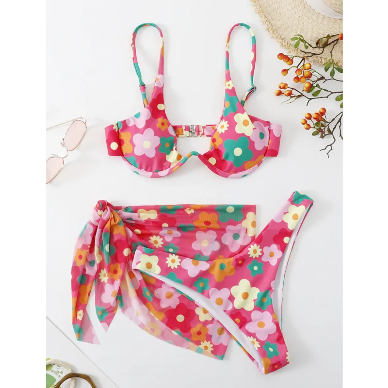 Maillot de bain trois pièces sexy pour femmes, bikini brésilien, ensemble pour baigneurs à la piscine, vêtements de plage, 2024