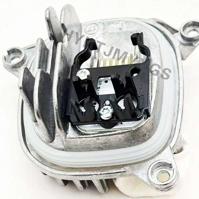 6311 7466 107 6311 7466 108 New LED daytime running light module, suitable for BMW X3 X4 G01 G02 2016-2019 models