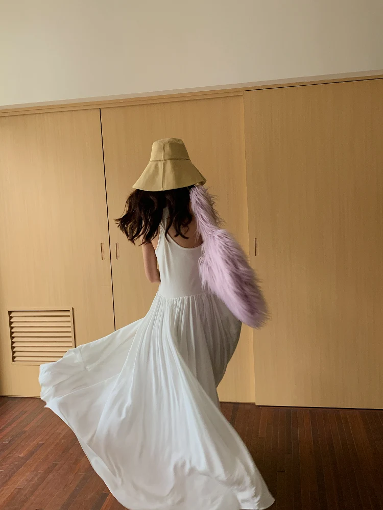 

LILUOP Knitted Splice Vest Dr Women's Twisted Flower Long Skirt Spring Summer Faion Ele Airy Svel U-ne Dr