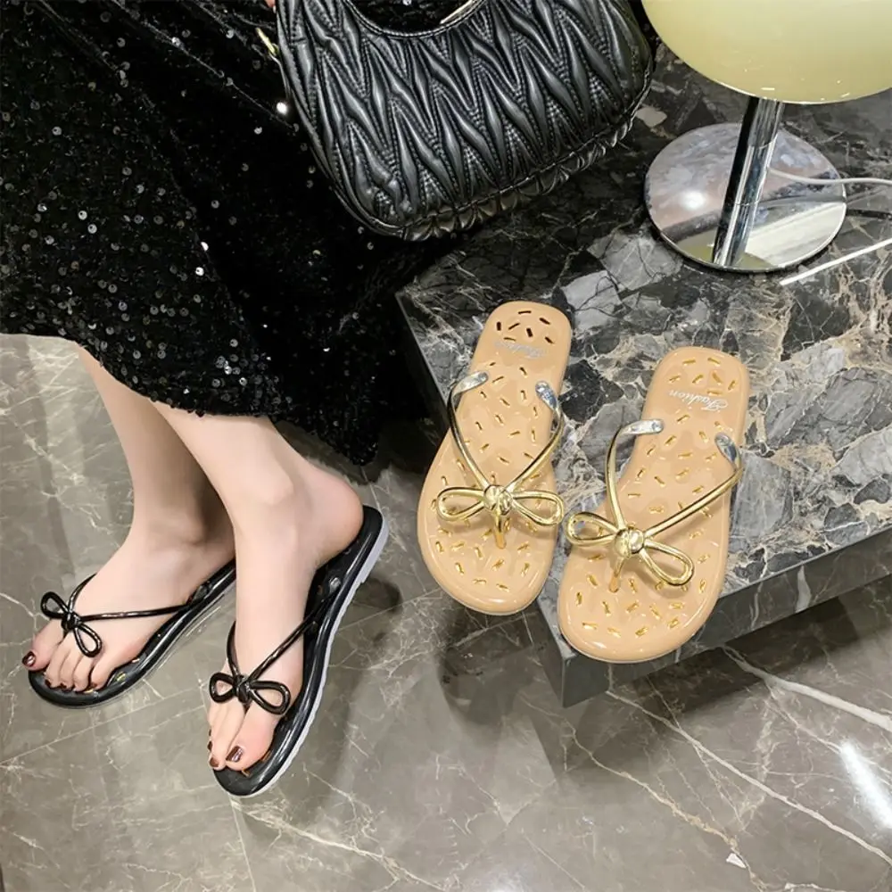 

Шлепанцы с мягкой подошвой и бантом и кристаллами, Нескользящие милые шлепанцы, сандалии в богемном стиле, пляжная обувь, женские тапочки на плоской подошве