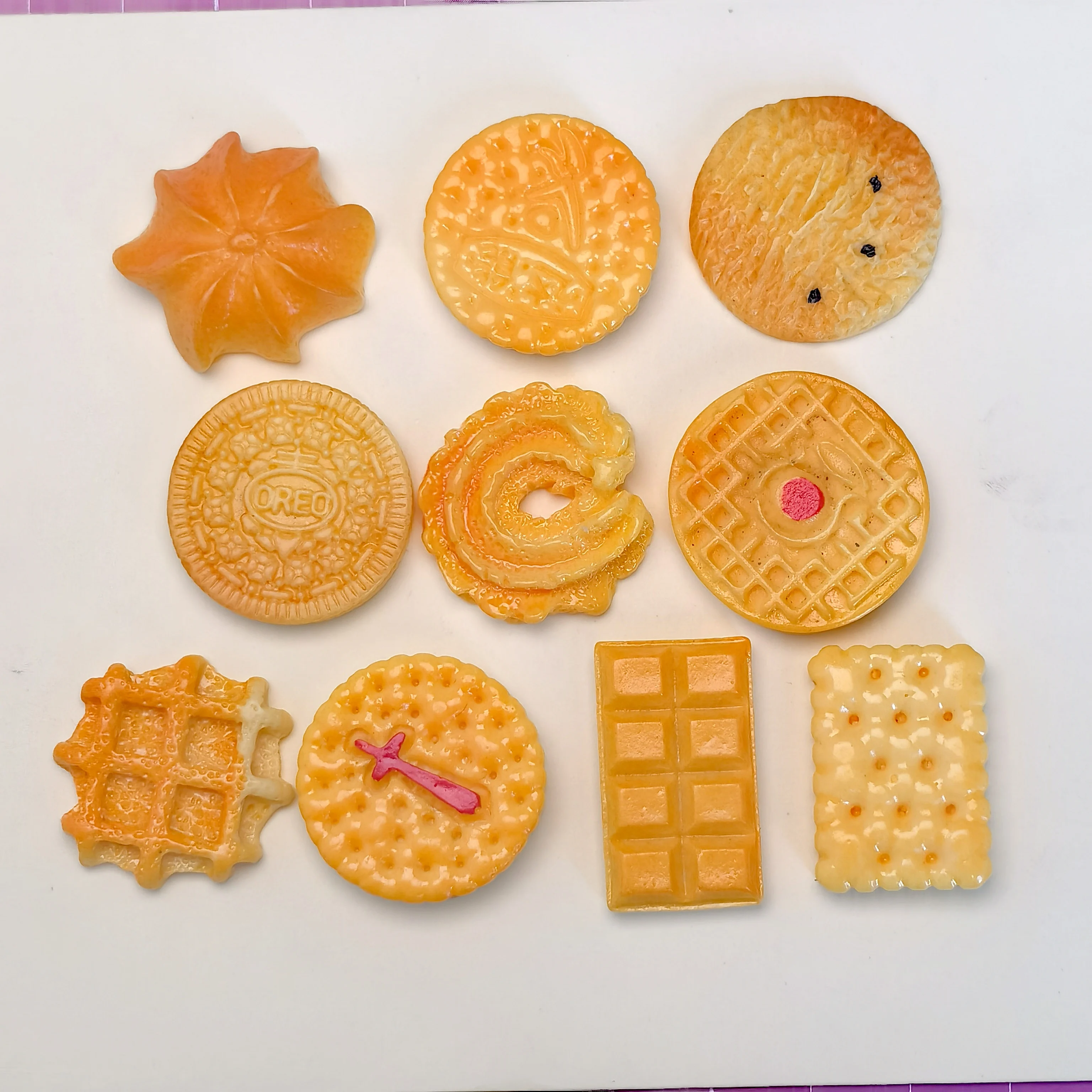 Mix Resin Miniatures Biscuit Flatback Cabochon Scrapbook Embellishments Accessories DIY Crafts Phone Shell Arts Materials