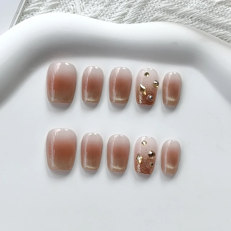 10 faux ongles à presser pour femmes, motif œil de chat en forme de croissant, élégants et ornés de diamants, détachables, collection Printemps Douceur