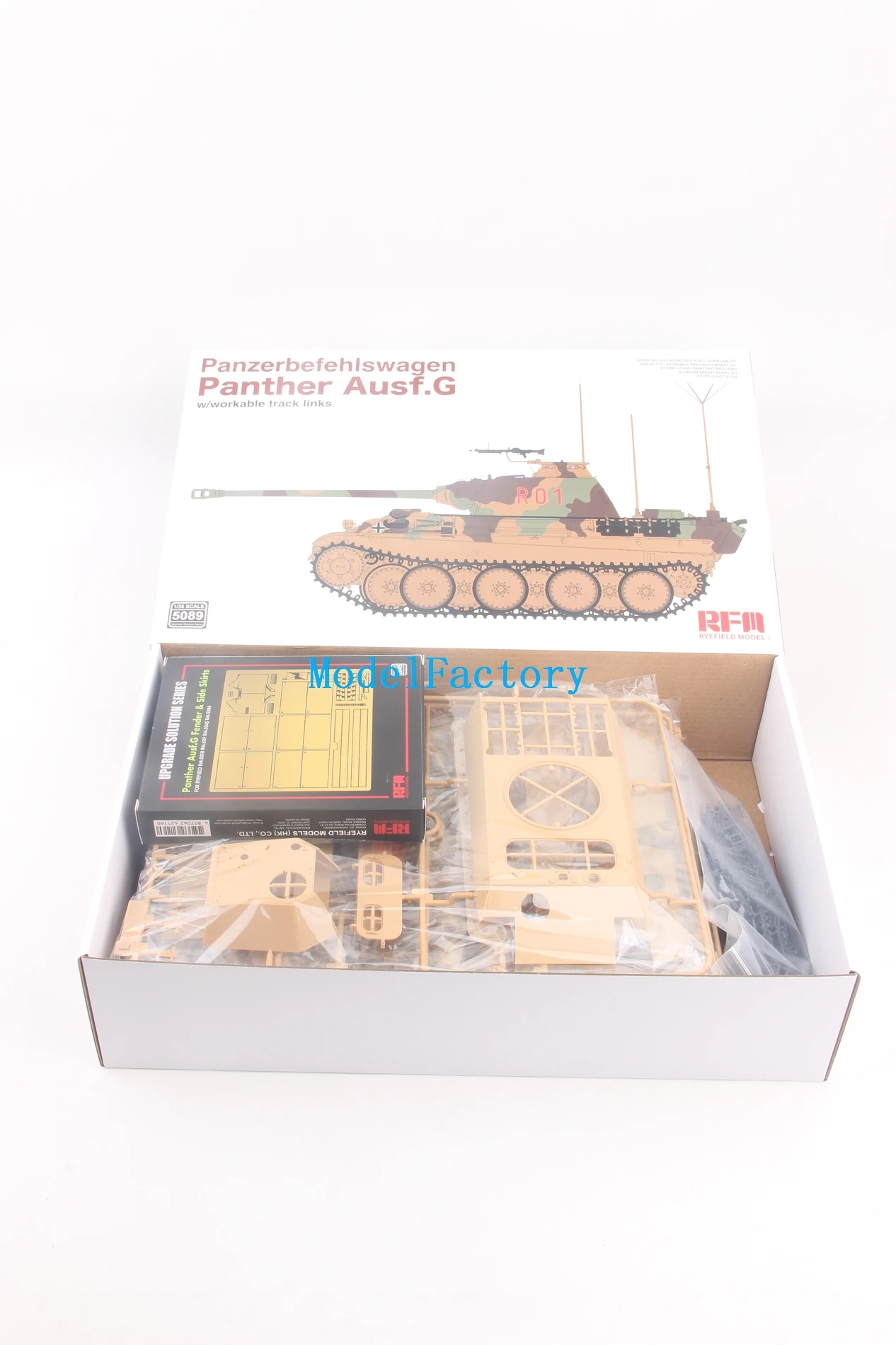 RYEFIELD RM5089 Panther Ausf.G Panzerbefehlswagen Track Links & RM2045 Fender & Side Skirts (for 5018/5019/5045/5089)