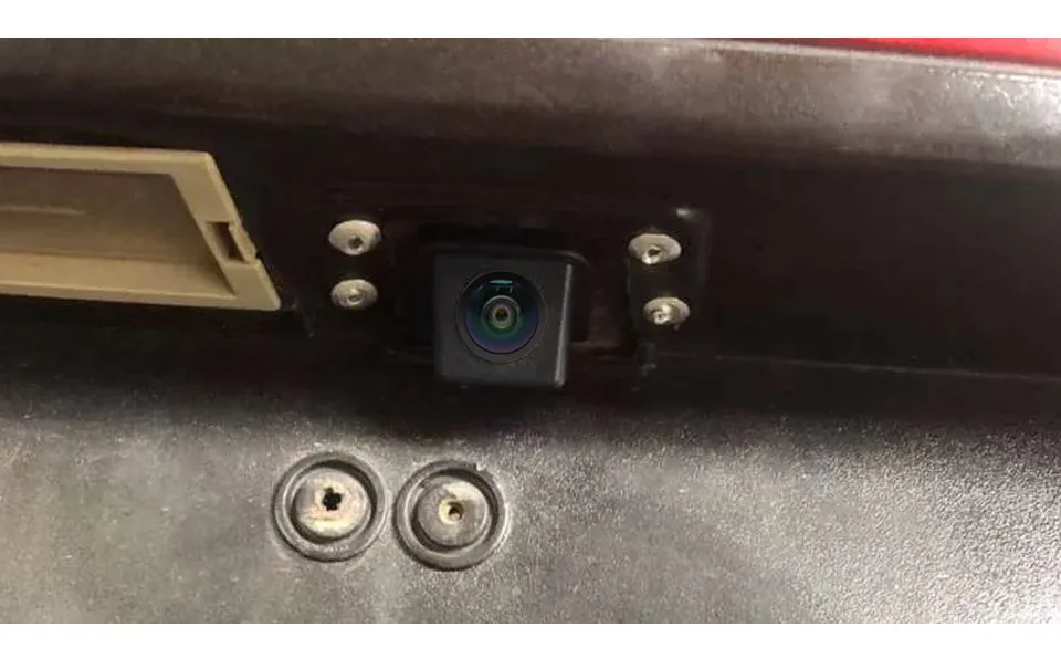AHD 1080P Auto-Rückfahrkamera 20mm Eingebaute Rückfahrkamera Unterstützt Front-/Rückumschaltung Parkhilfsliniensteuerung Wasserdichte Fahrzeugkamera – Detail 8