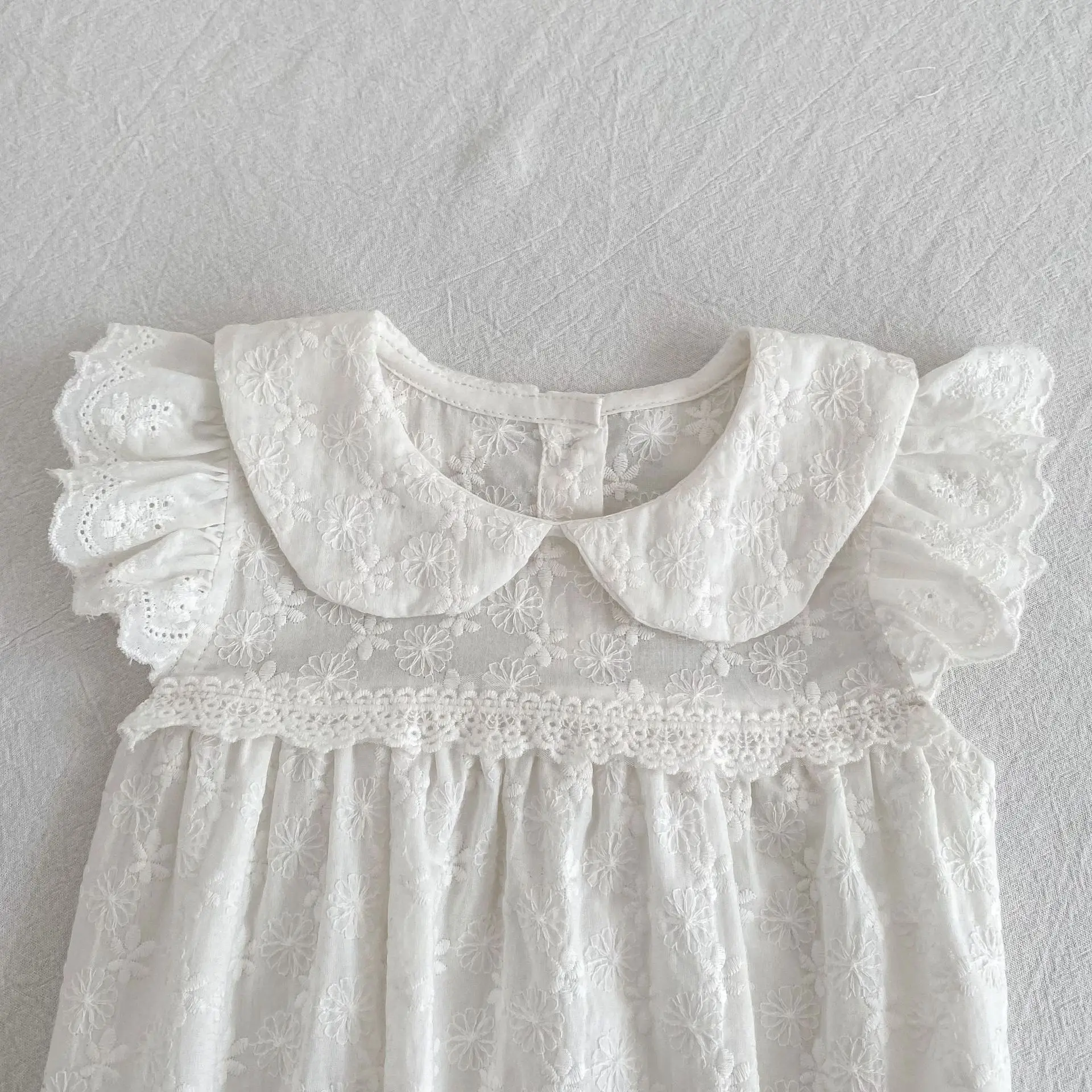 2026 Neuer Sommer 0-24M Baby Mädchen Kurzarm Baumwolle Weißer Strampler 2-6 Jahre Kinder Prinzessin Süßes Stickerei-Kleid Schwesterkleid – Detail 7