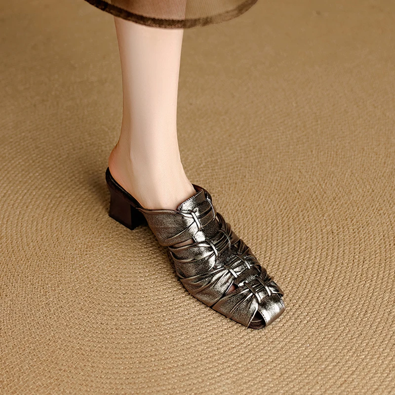 

Новинка лета 2029, тапочки Мюллера из натуральной кожи в стиле ретро, женские повседневные туфли на высоком каблуке с квадратным носком, женские тапочки