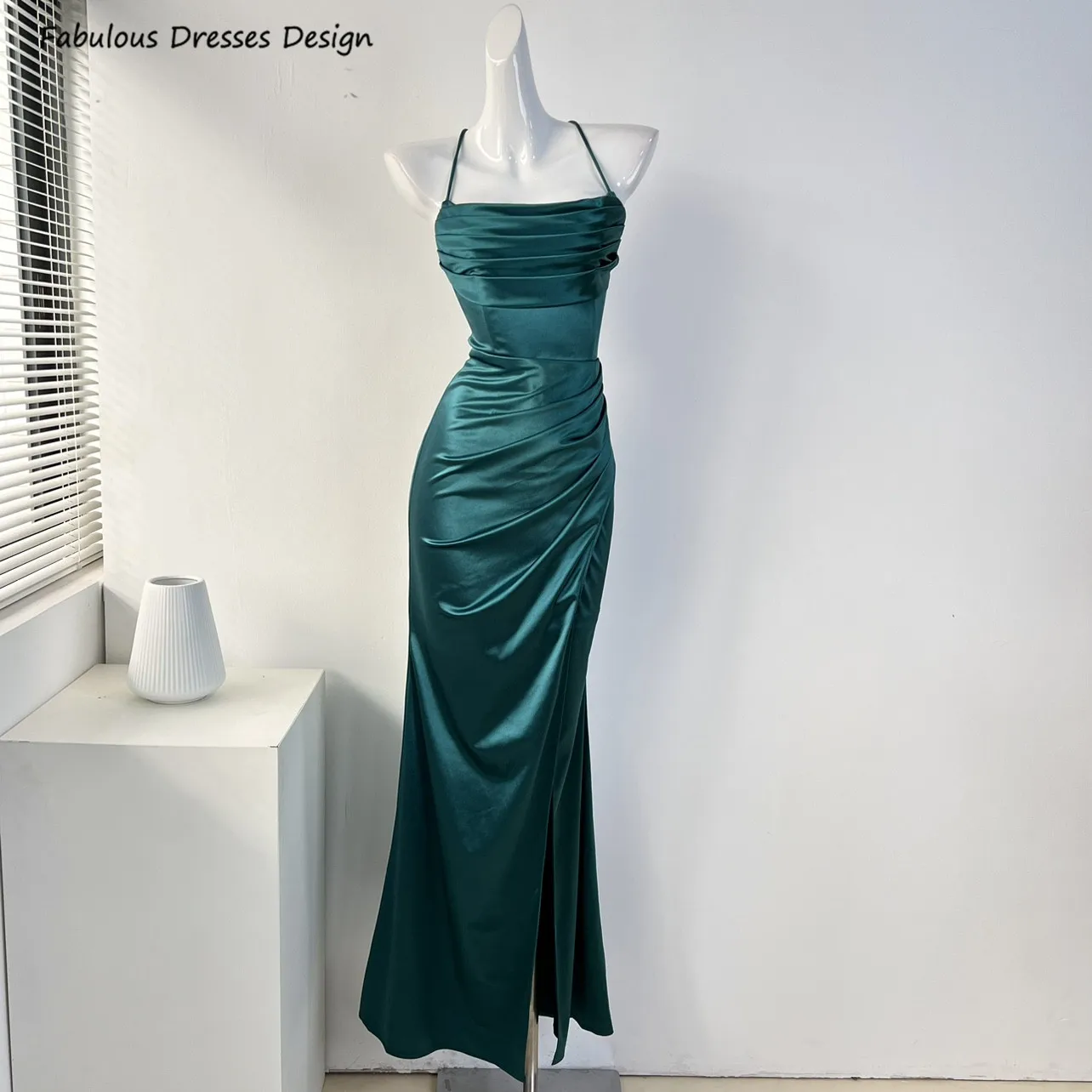 

Dark Green Long Mermaid Bridesmaid Dresses Criss-cross Backless Slit Scoop Neck Pleat Wedding Guest Dress Prom Party Gown