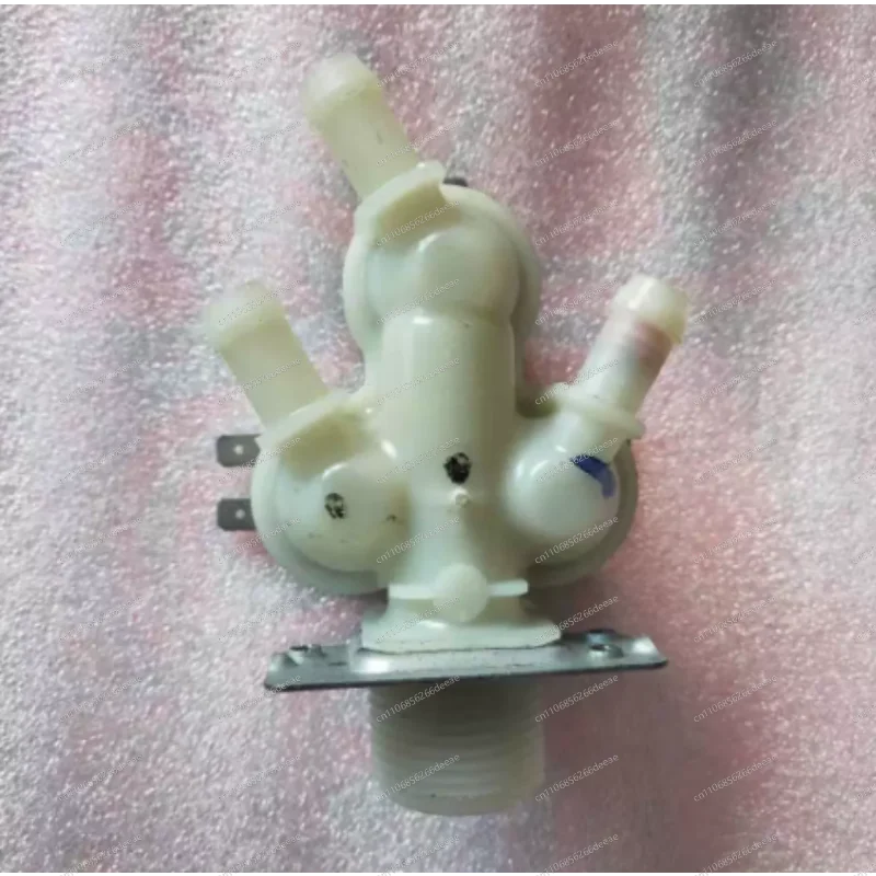 Automatic drum washing machine water inlet valve water inlet switch three-head water inlet valve one in and three out