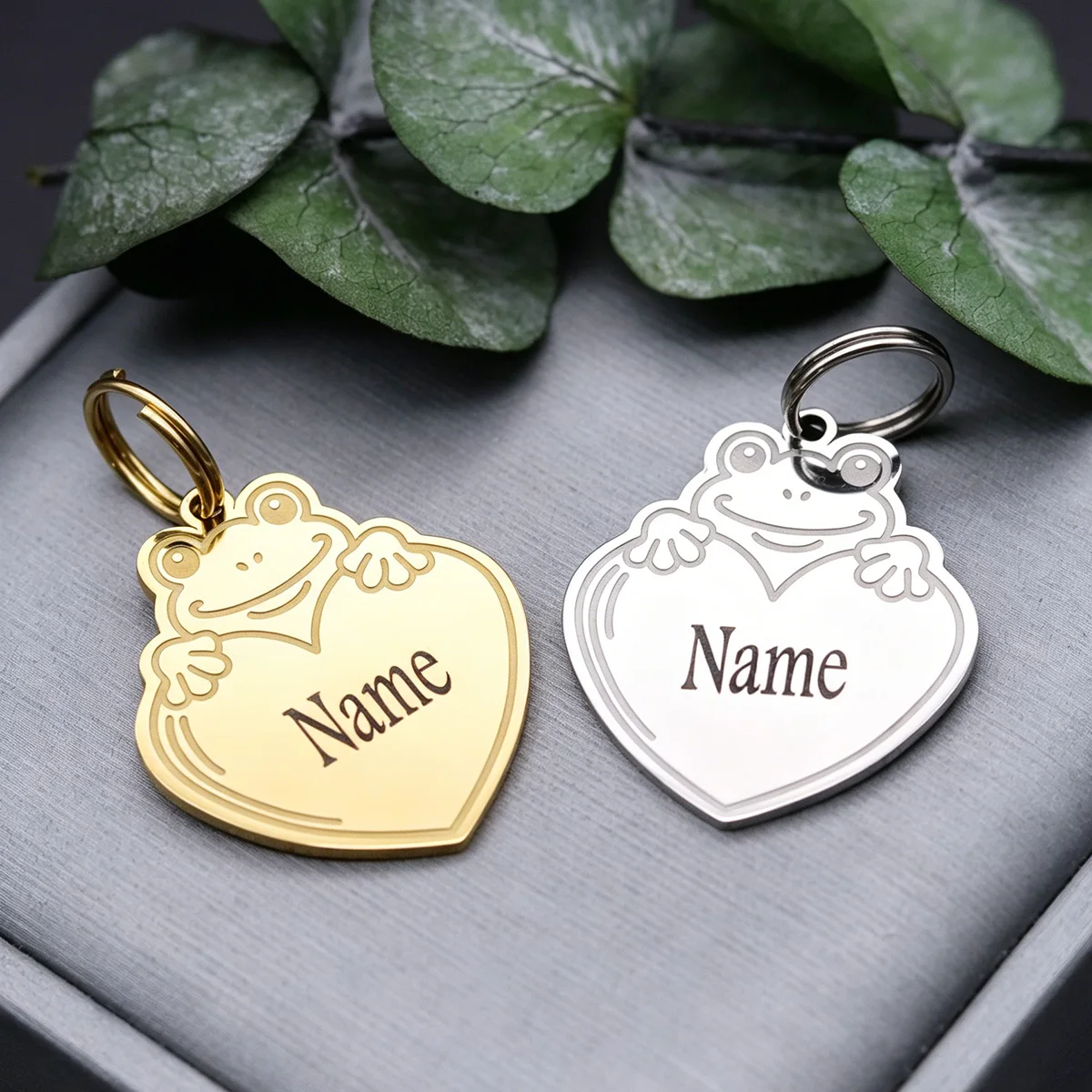 Fashion Smiling Frog Heart Custom Name Keychain Personalized Engraved Nameplate Anti‑Lost Stainless Steel Bag Car Keyring Gift