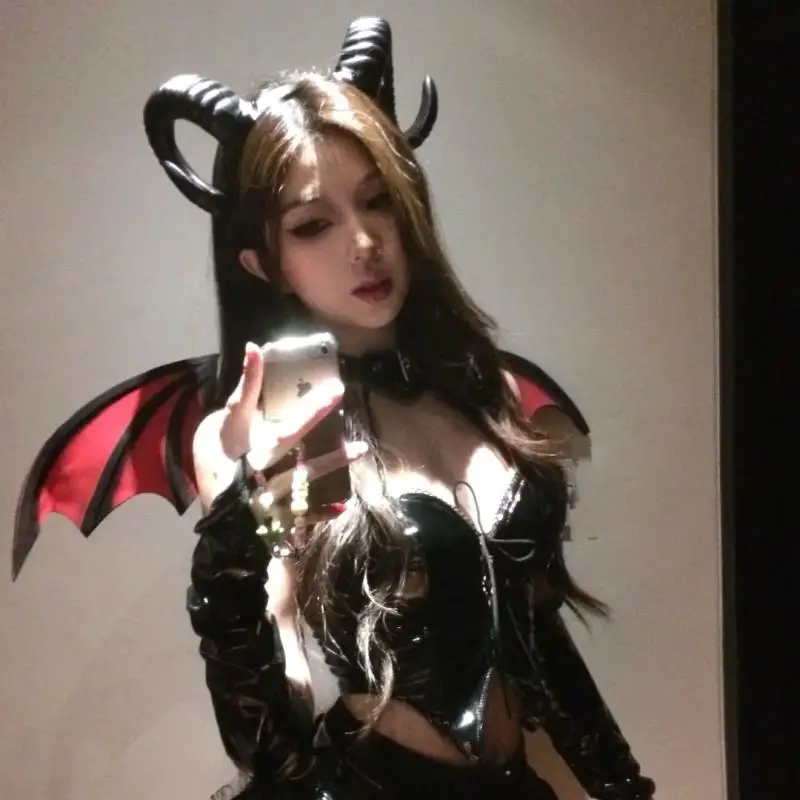 

k loween Par Devil Horn Goat Horn Headwear Hairband Cosplay Hair Accory Bull Horn Hairband Faionable Vintage