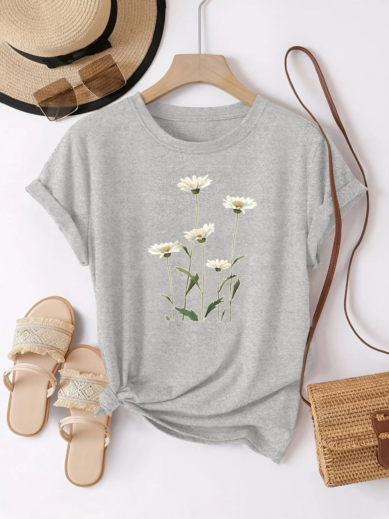 Daisy Fresh and Natural Printed Women'S Casual Fitting Round Neck Short Sleeve T-Shirt Versatile Women'S Wear Aesthetic Clothes