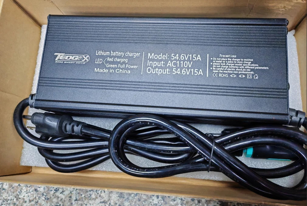 EDGE K4S 48V  8A or 54.6V 15A charger for K4S battery