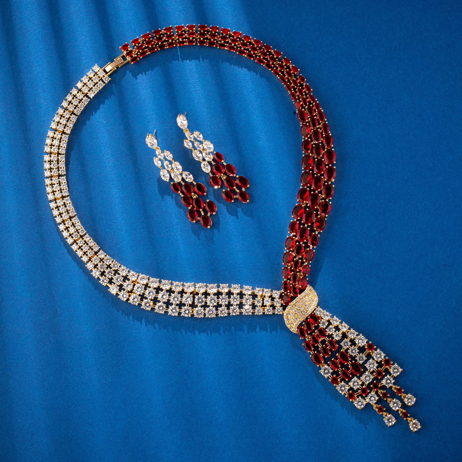 

Новый персонализированный комплект украшений с кристаллами, легкие роскошные аксессуары премиум-класса, свадебные украшения, свадебные аксессуары.