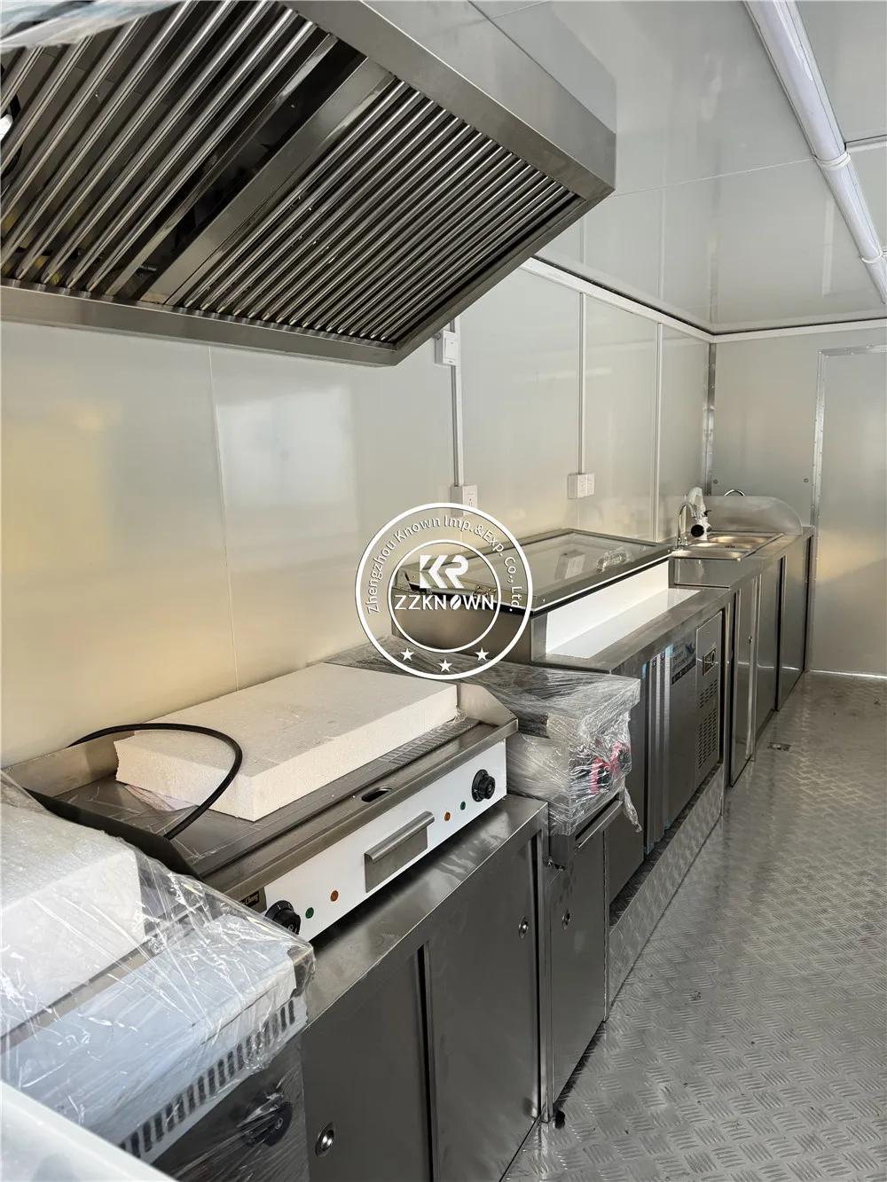 Najlepiej sprzedający się popularny pojazd do serwowania żywności luksusowy typ 2 osie 4 koła Food track pojazd do serwowania żywności na sprzedaż