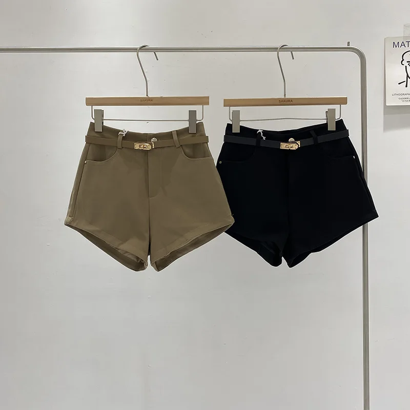 American Style Spicy Girl Khaki Suit Pants Women's High Waist Wide Leg Short Shorts Autumn 2024 New Small Size Slimming view 3