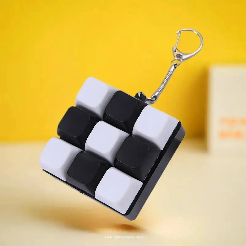 Heißer Verkauf! Tastatur-Tastenkappen-Set mit 9 Tasten, Dekompressionsspielzeug, DIY-Tastatur-Schlüsselanhänger, Spielzeug für Erwachsene, Geschenke zur Zeitvertreib
