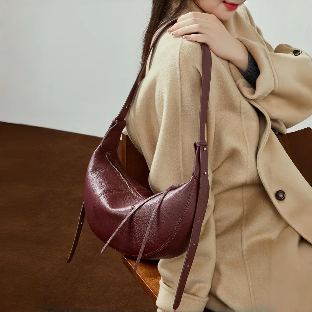 Elegant Women Real Leather Crescent Hobo Bag Adjustable Wide Strap Crossbody Shoulder Bag Retro Soft Leather Daily Handbag