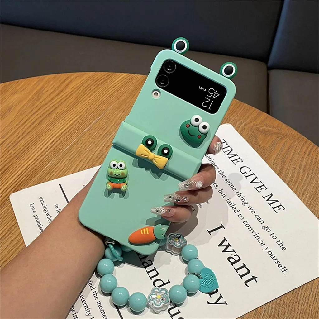 Fashion Cute Cartoon Frog Carrot Case with Beads Hand Chain For Galaxy Z Flip 6 5 4 3 5G Flip4 Zflip3 Zflip5 Portable Cover