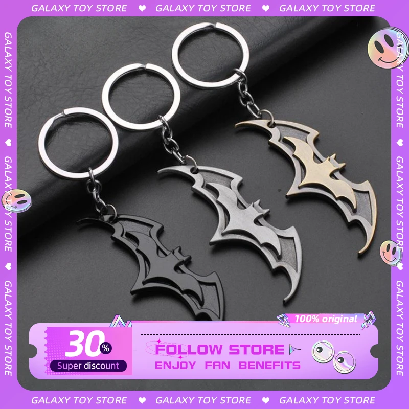 

13cm Detective Comics Batman Figure Keychain Action Movies Collection Pendant Ornaments Collection Desktop Display Gift Toys