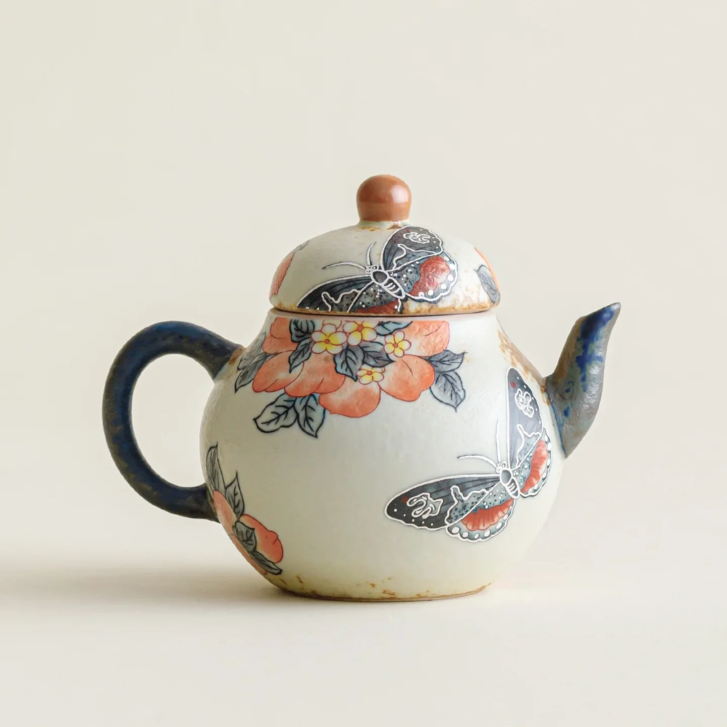 135ML Caramel Glazed Peach Butterfly Dance Ruyi Pot Chinese Retro Ceramic Teapot Household Kung Fu Tea Set Ball Hole Filter Pot