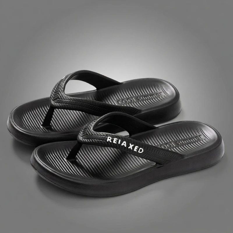 Chanclas para Hombre, Clásicas, de Color Sólido, Suela Gruesa y Suave, Antideslizantes, Diseño Versátil para Cualquier Look Informal, Pantuflas para Parejas para Exteriores