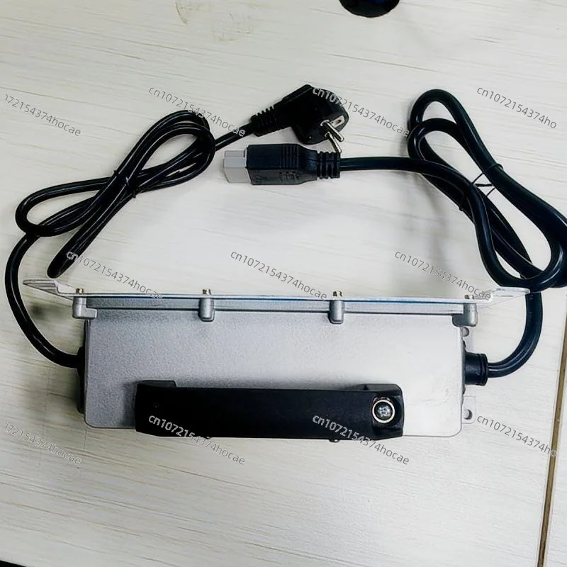 다양한 고전력 방수 리튬 배터리 충전기 RV 지게차 지능형 고속 충전 차량 12-72V 30A를 신속하게 사용자 정의하십시오.