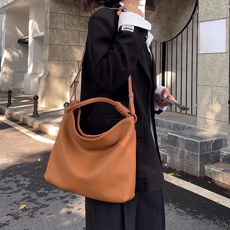 Stylish Female Tote Bag Genuine Leather Large Capacity One Shoulder Bag Solid Color Women's Crossbody Bag Classic Handbag New